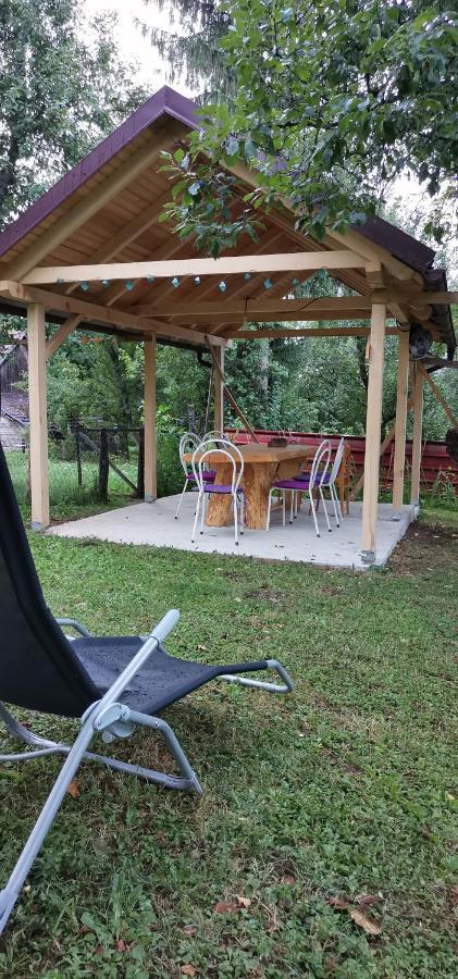 Apartman Nina Licko Petrovo Selo エクステリア 写真