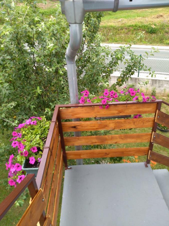 Apartman Nina Licko Petrovo Selo エクステリア 写真